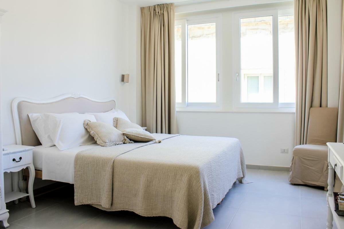 Central Suites Lecce Exterior foto